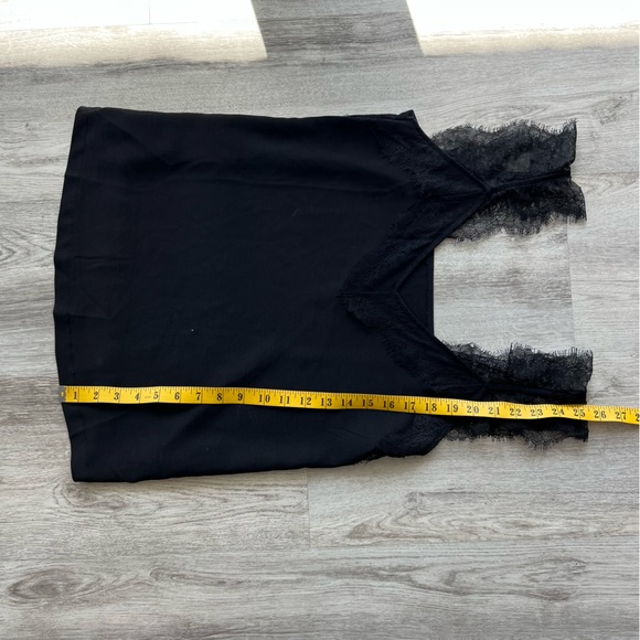 LACED SHOULDER DETAIL DAINTY CAMI TOP - Picture 5 of 6